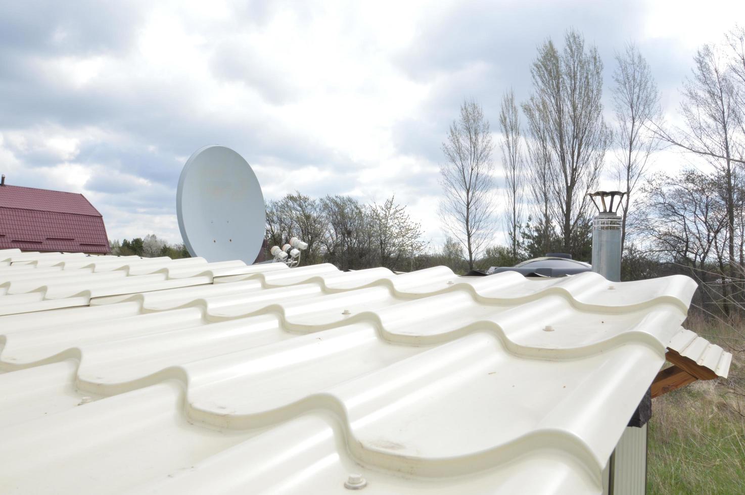 strutture metalliche su un edificio residenziale a un piano foto