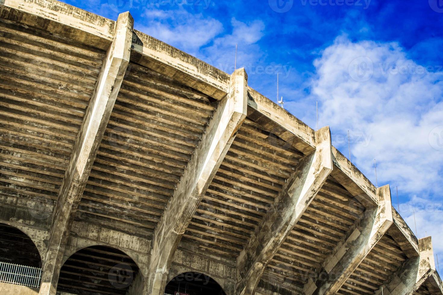 arena di calcio grande e bellissimo edificio in costruzione foto