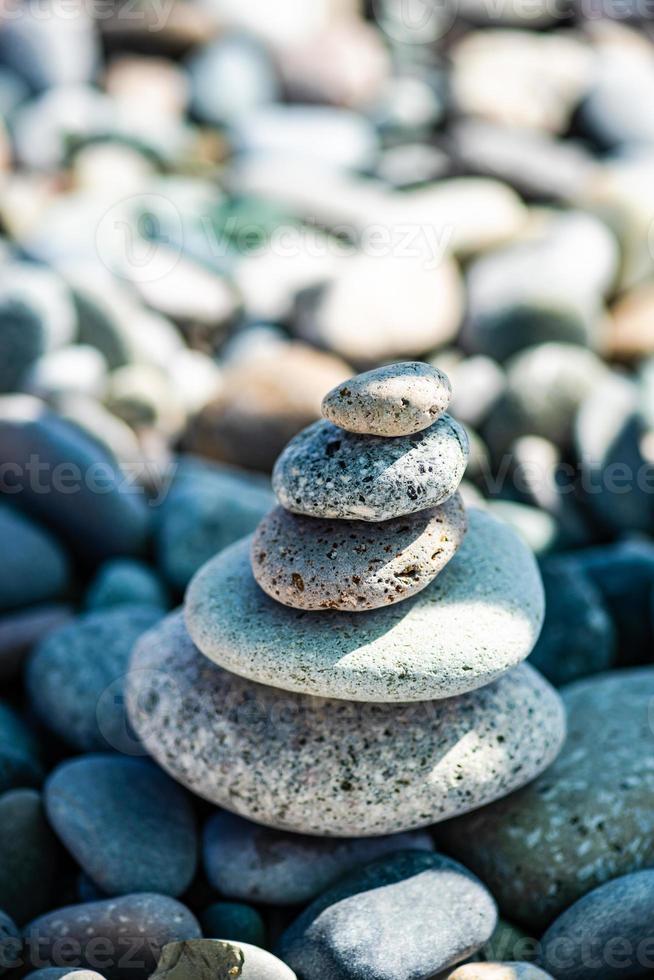 pietre da spiaggia come sfondo foto