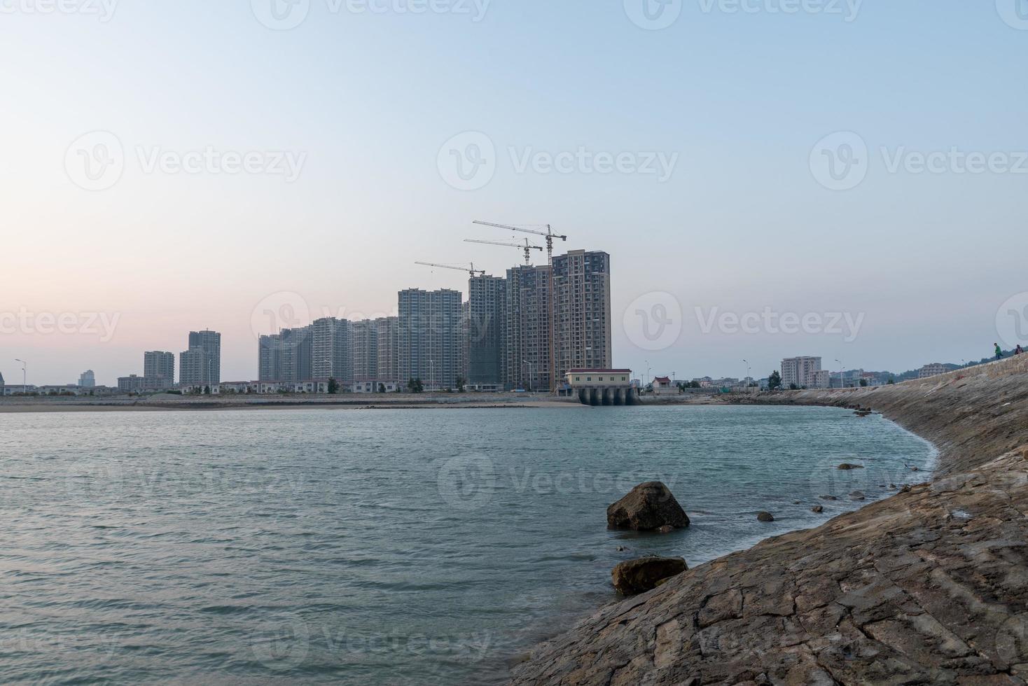 architettura urbana in riva al mare foto