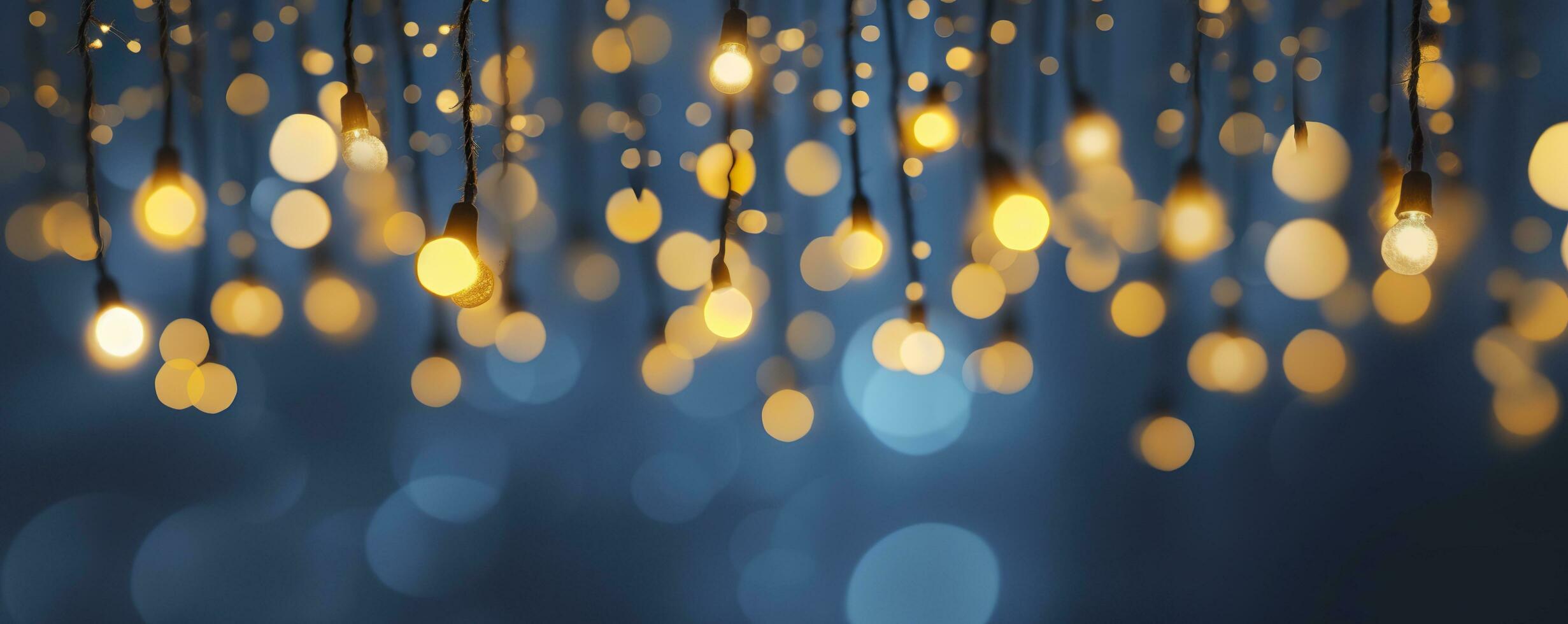 ai generato vacanza illuminazione e decorazione concetto, Natale ghirlanda bokeh luci al di sopra di buio blu sfondo. ai generato foto