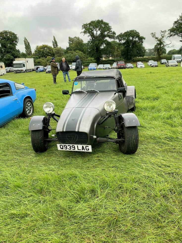 malpas nel cheshire nel il UK su 14 luglio 2023. un' Visualizza di un' classico auto . foto