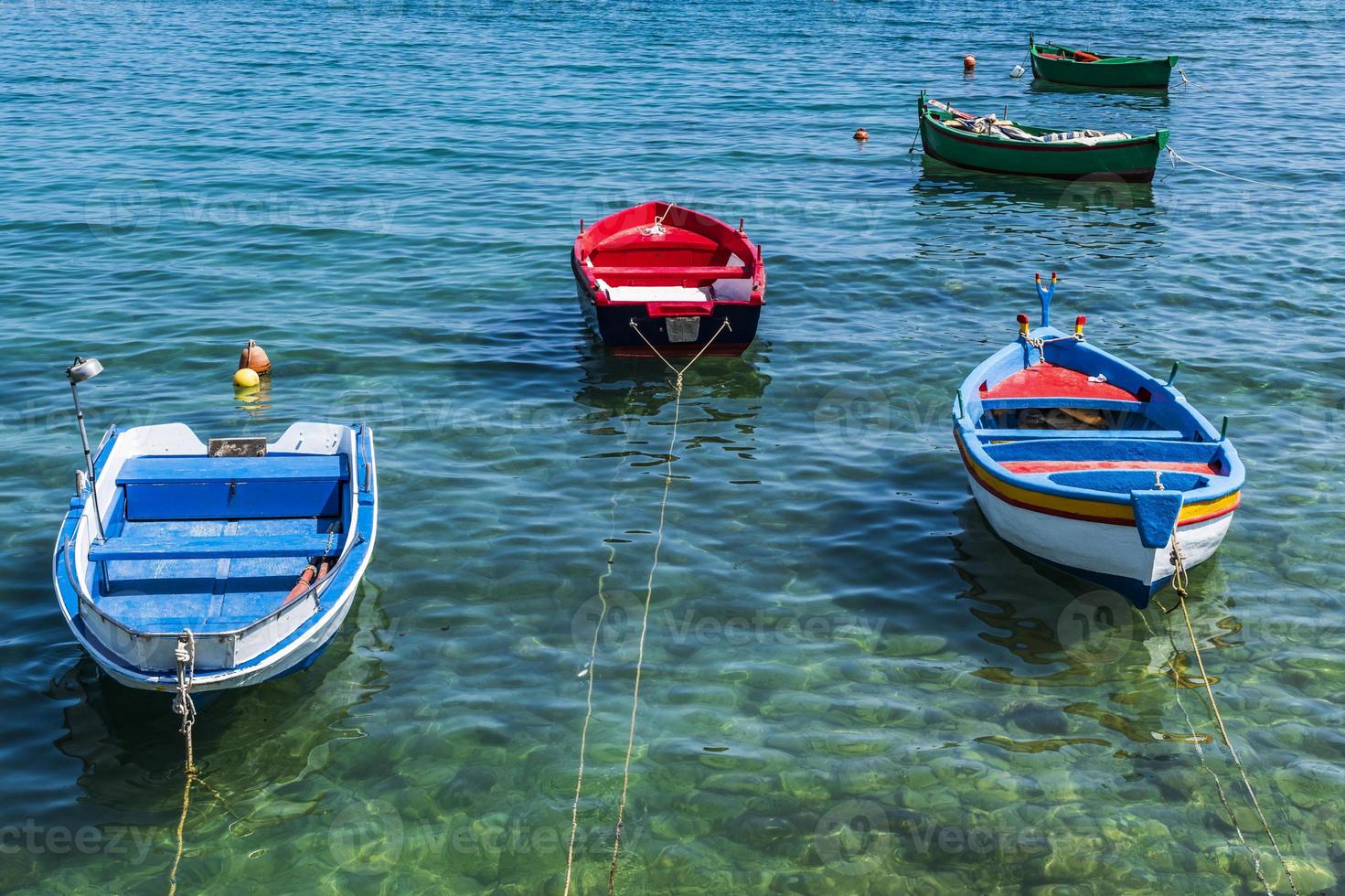 la baia di san vito e la sua abbazia, il mare di polignano a mare foto