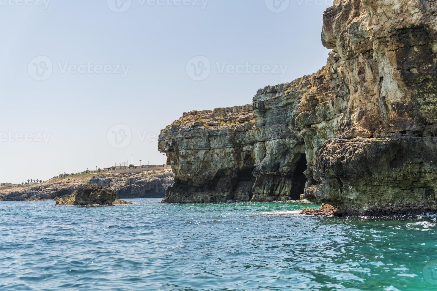 polignano a mare vista dal mare foto