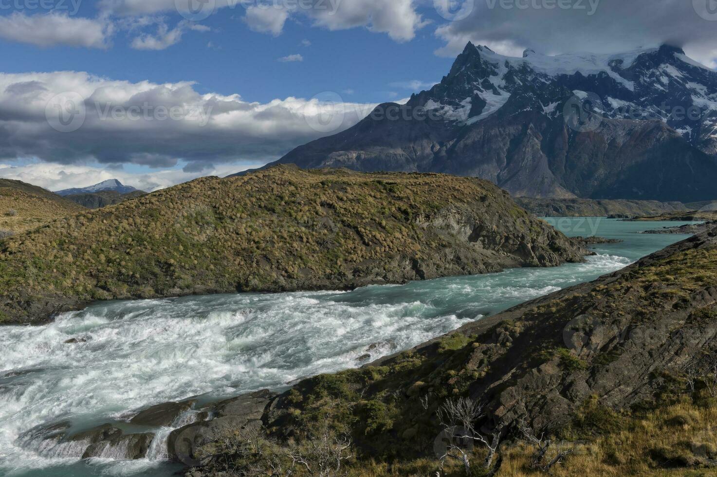 flusso, torres del paine nazionale parco, cileno patagonia, chile foto
