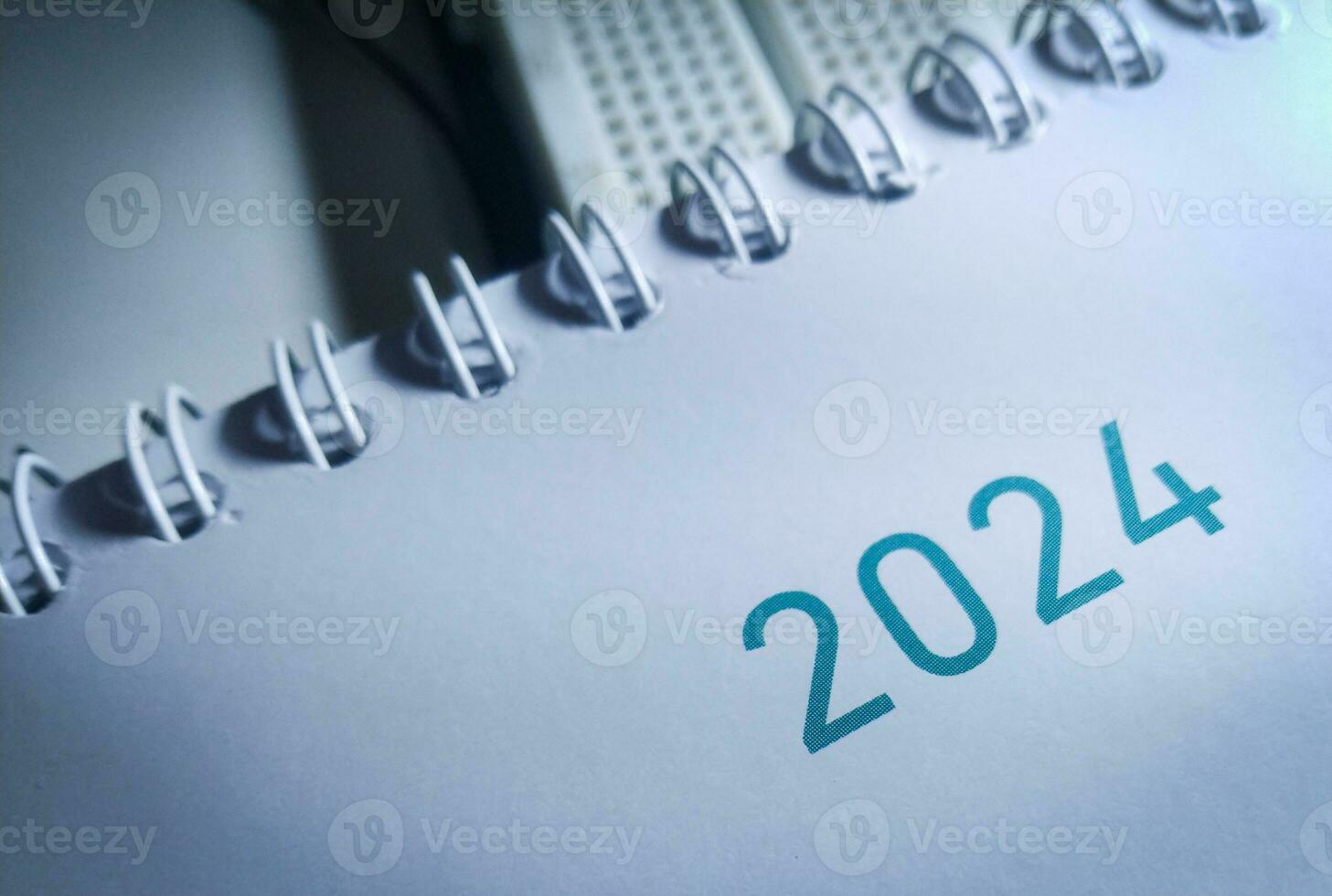 un' vicino su di 2024 su calendario foto