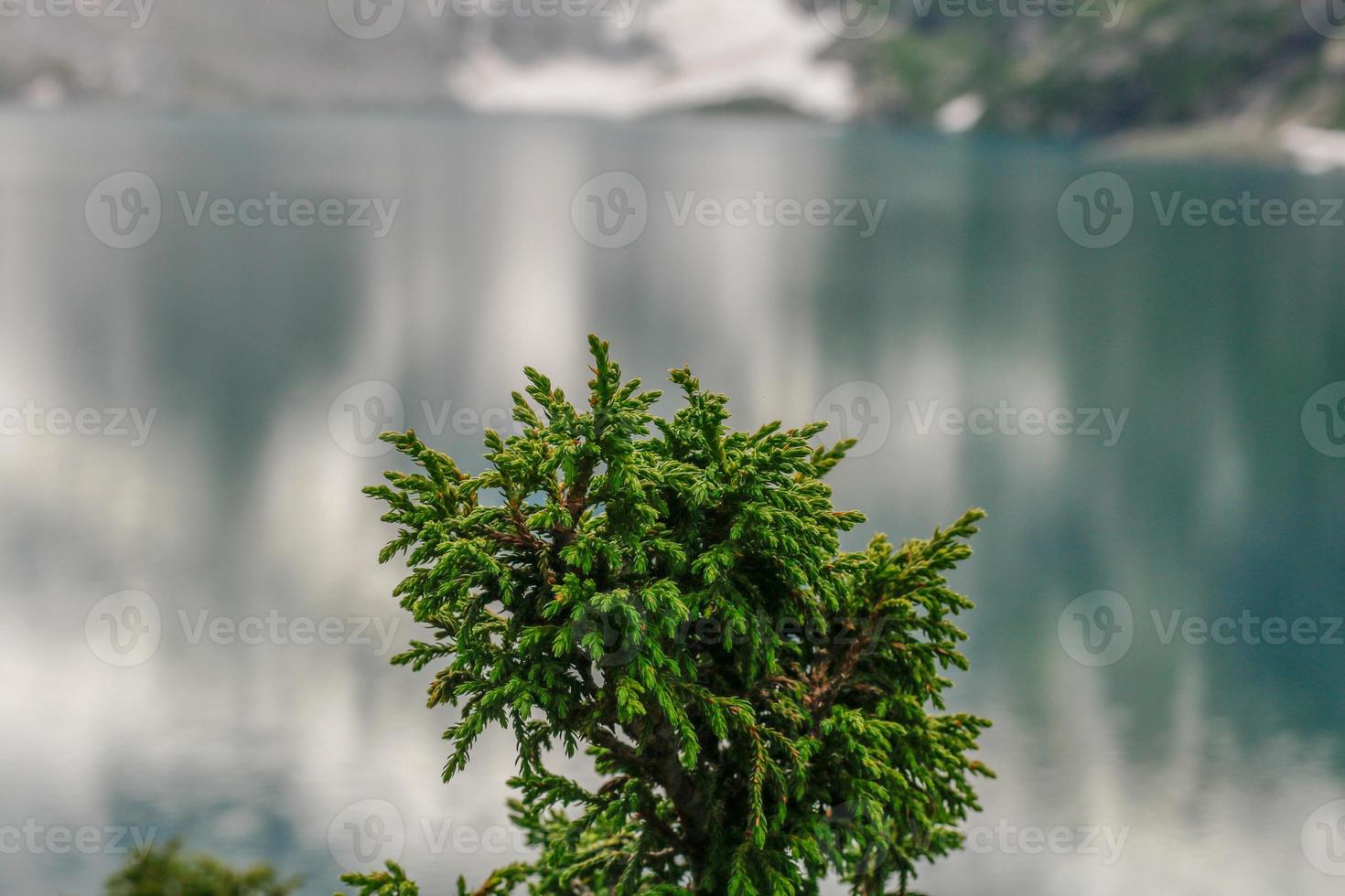 Katora lago Kumrat Valley bellissimo paesaggio vista sulle montagne foto