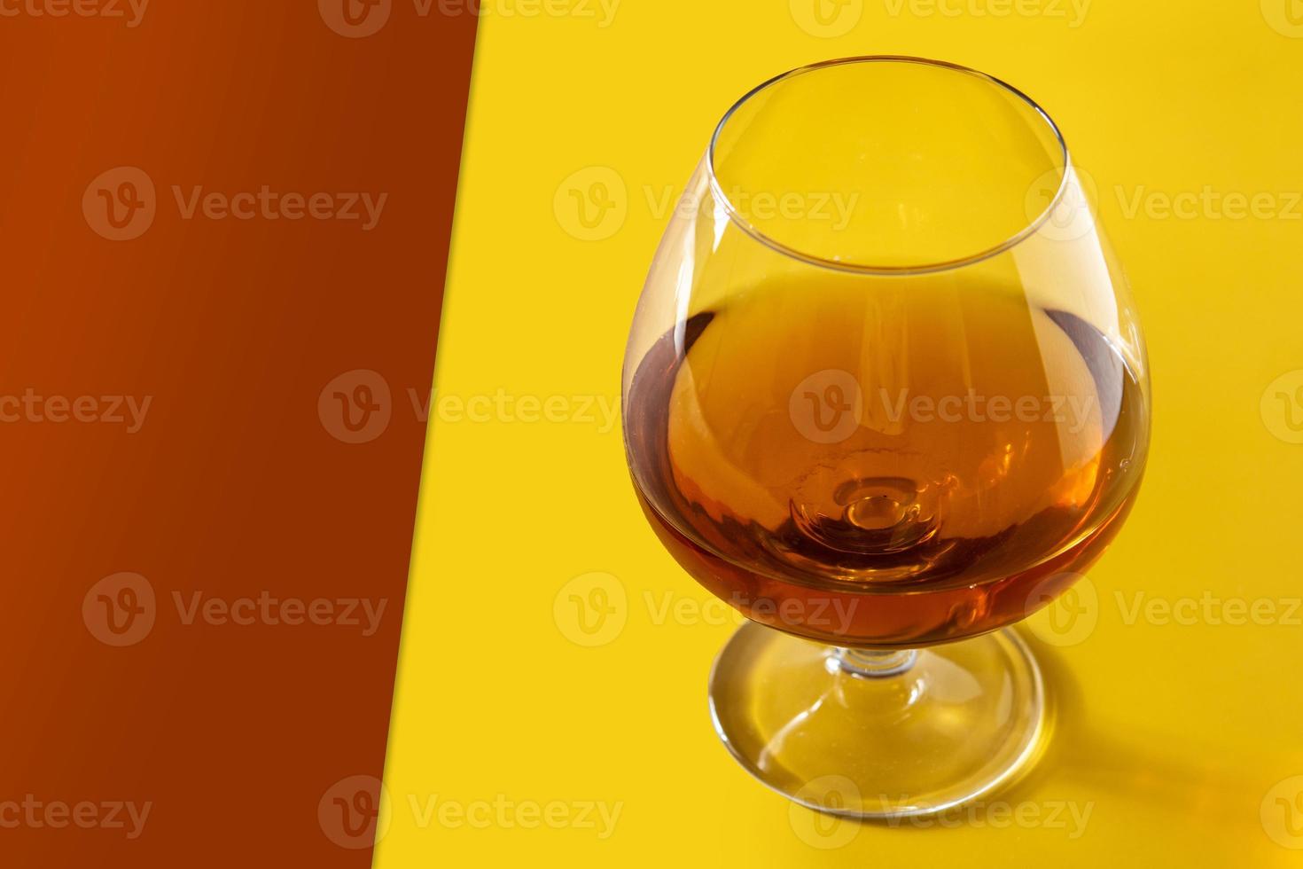 cognac o bevanda al whisky foto