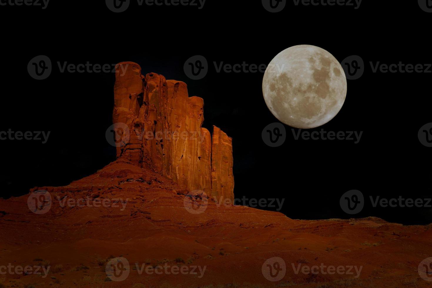 notte nella valle del monumento in arizona foto