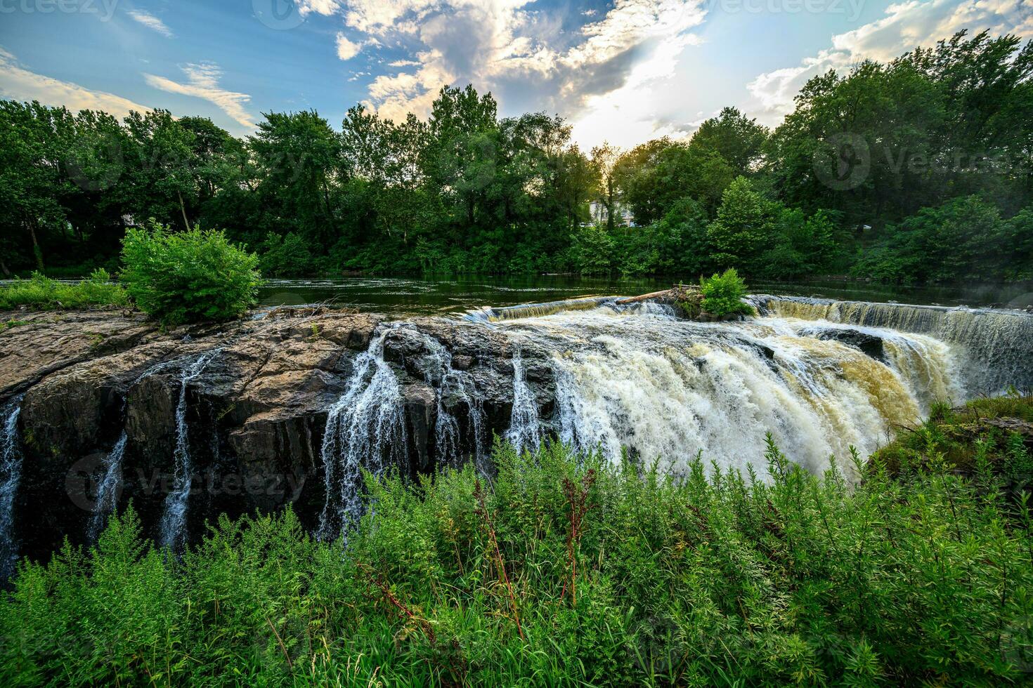 grande cascate a tramonto foto