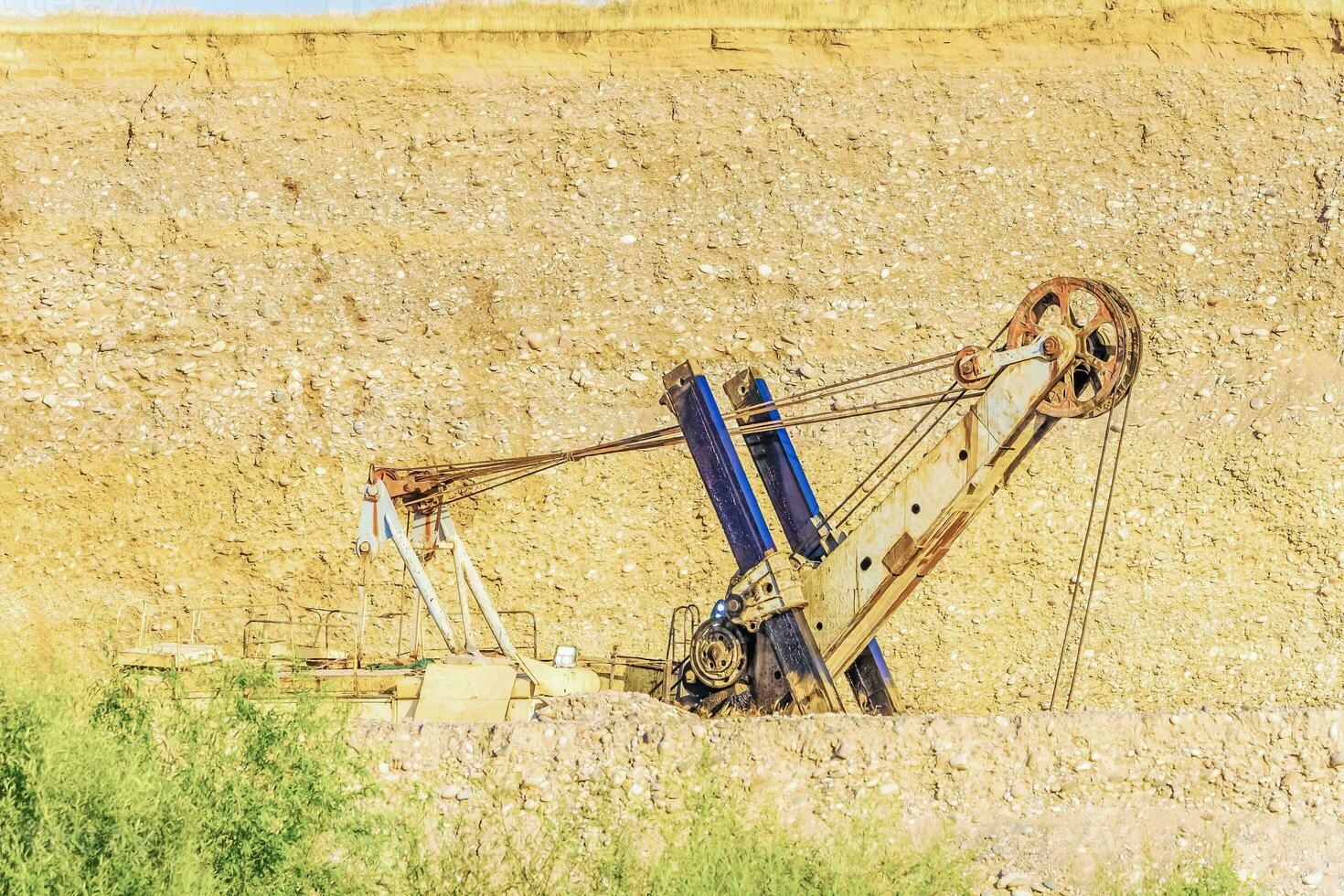 pietra schiacciante macchina per fabbricazione schiacciato calcolo, calcestruzzo per costruzione scopi foto