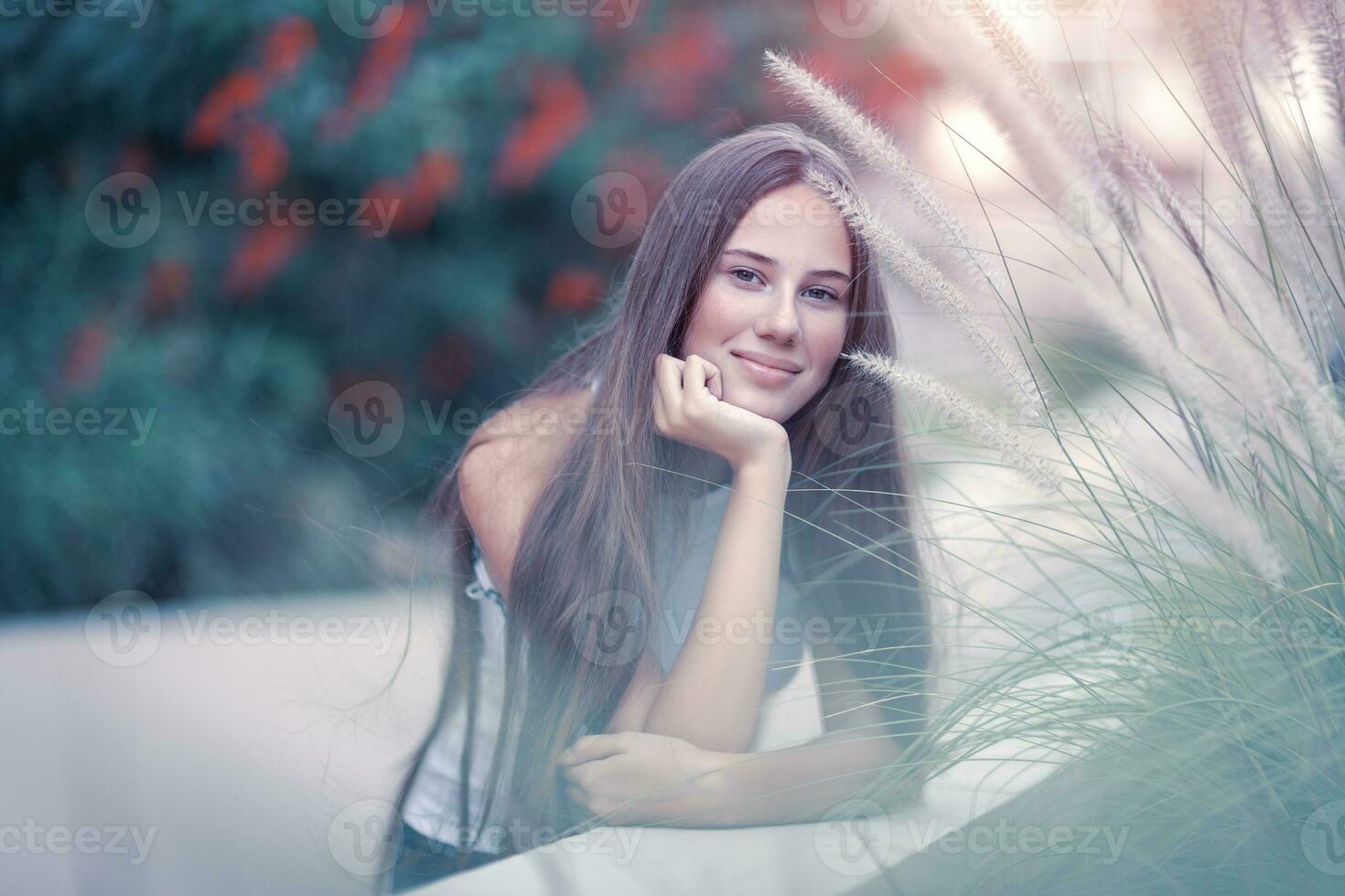 bella donna nel il parco foto