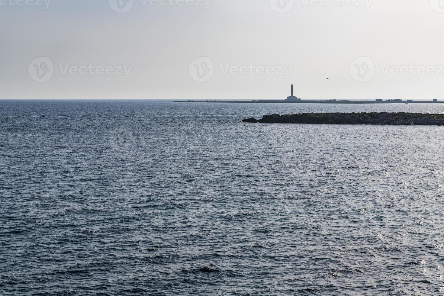 gallipoli. tra terra e mare. meraviglia della puglia foto