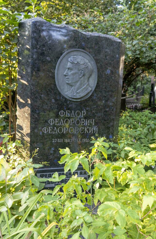 Mosca, Russia - 08.06.2023 - memoriale per il famoso russo artista fedor Fedorovskiy a novodevič cimitero. storia foto