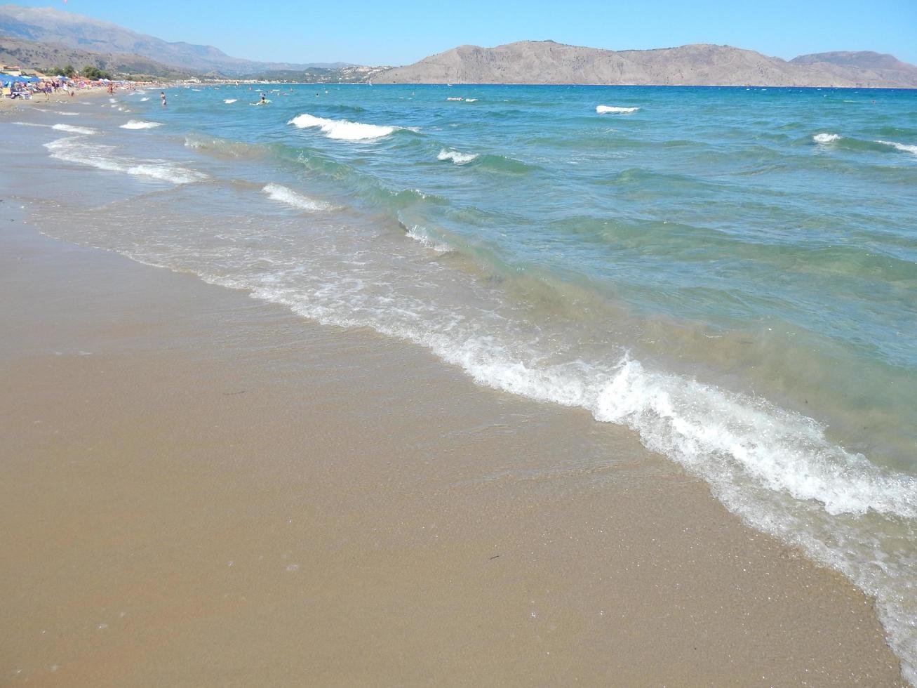 viaggio in grecia sull'isola di creta montagne e mare foto