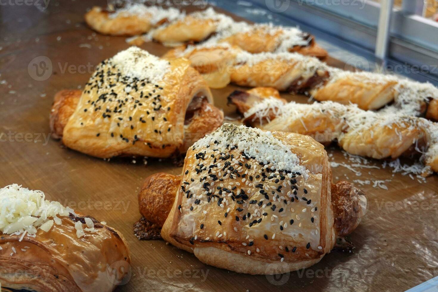 soffio Pasticcino salsiccia rotoli nel forno negozio foto