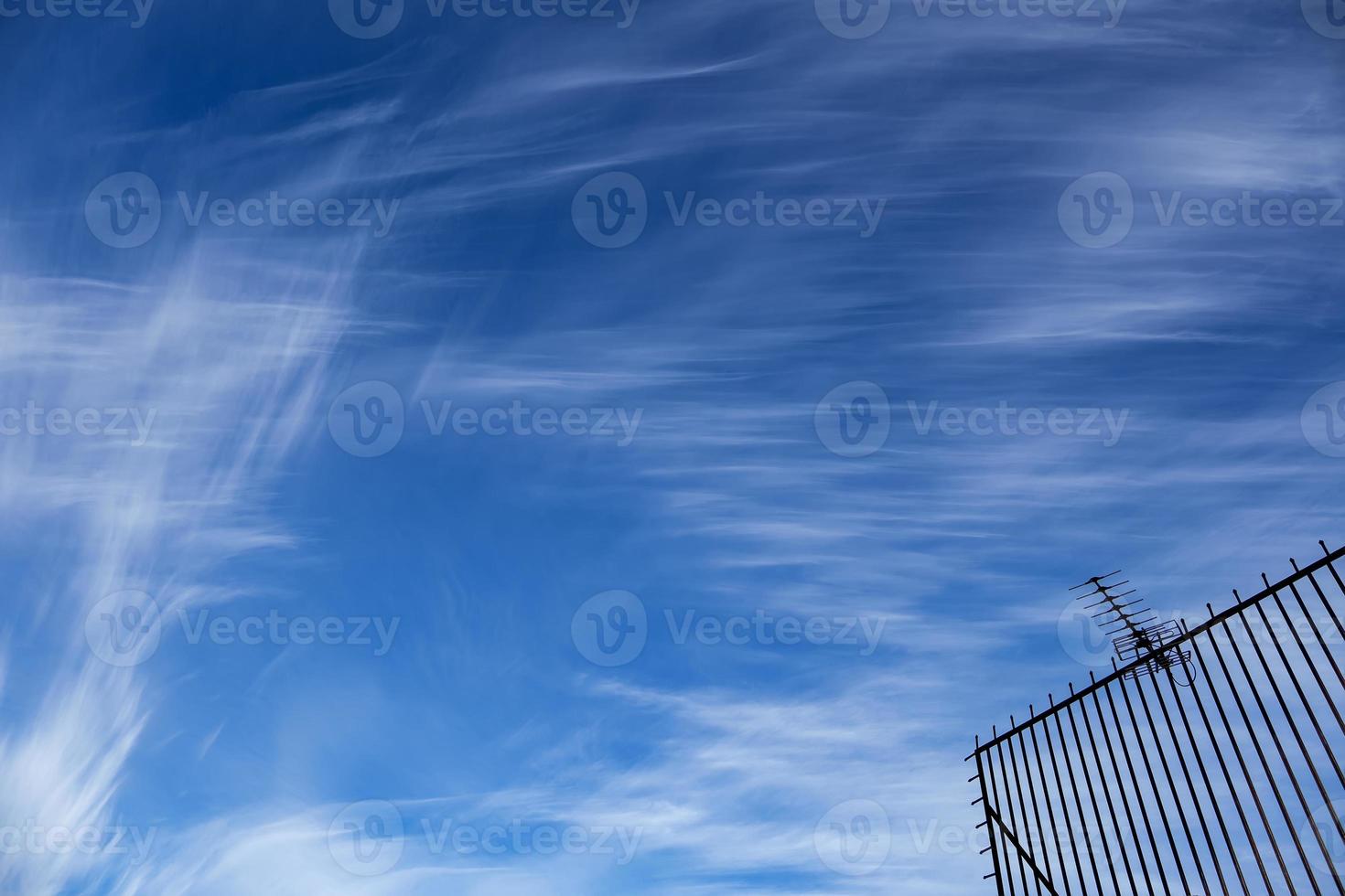 cielo con nuvole sfocate foto