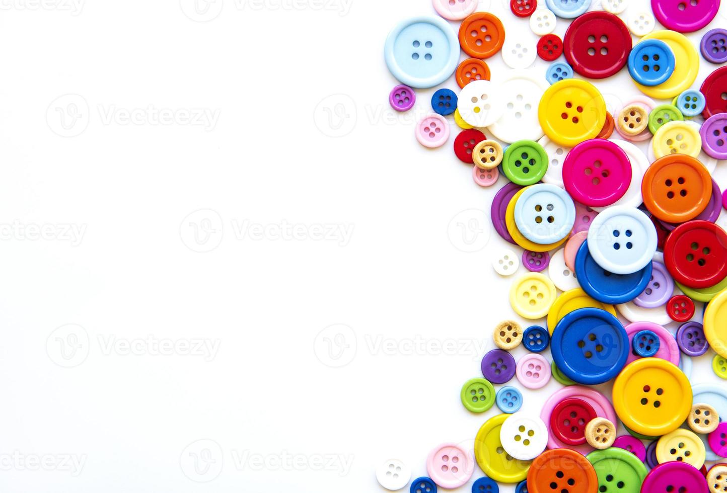 bottoni da cucire multicolori foto
