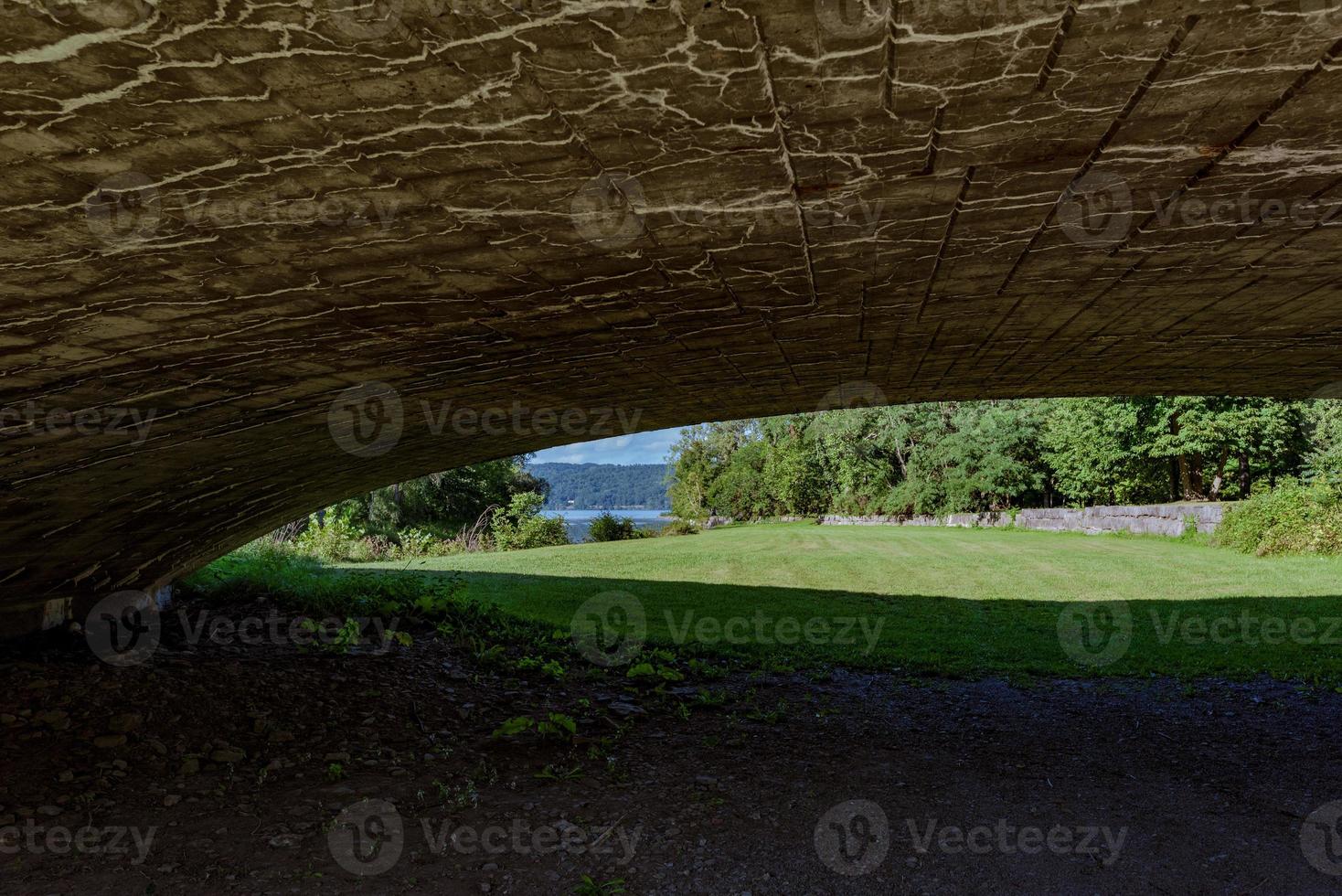 cascate di taughannock - sentiero della gola foto