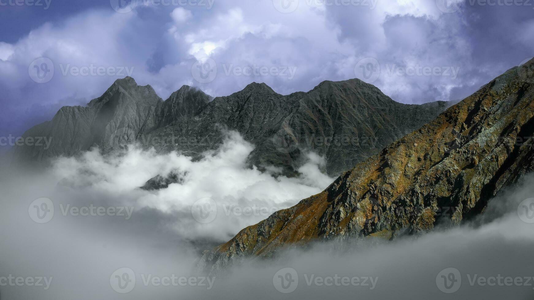 montagna paesaggio di il stubai Alpi foto