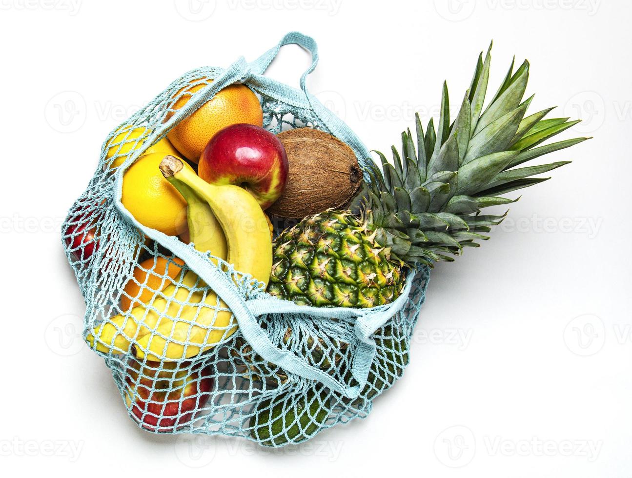 shopping bag in rete con frutta foto