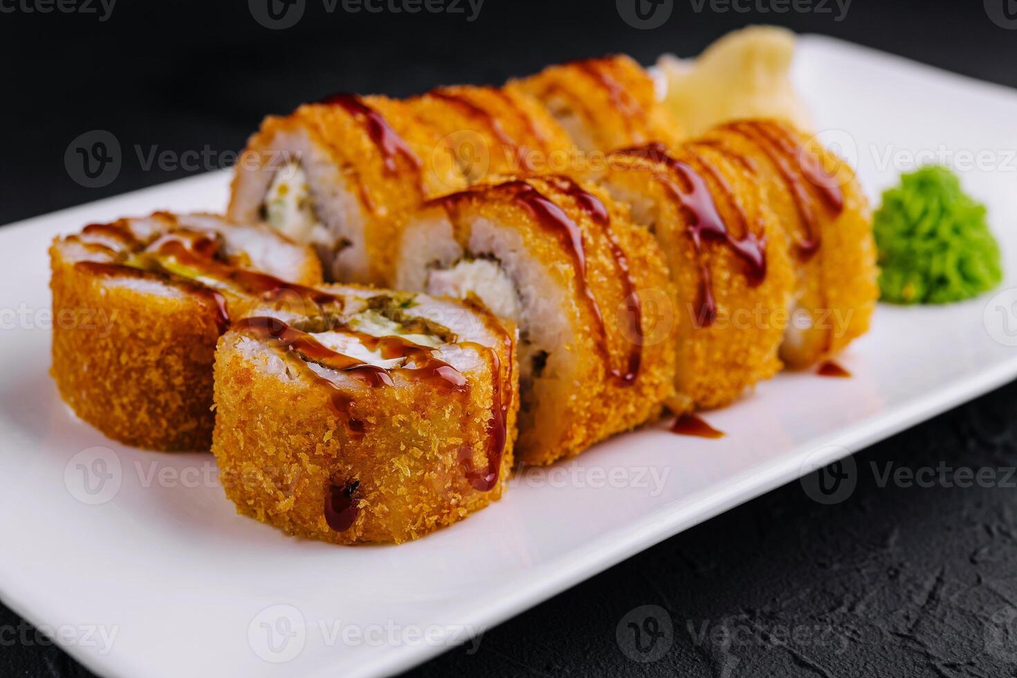 caldo tempura Sushi rotoli vicino su foto