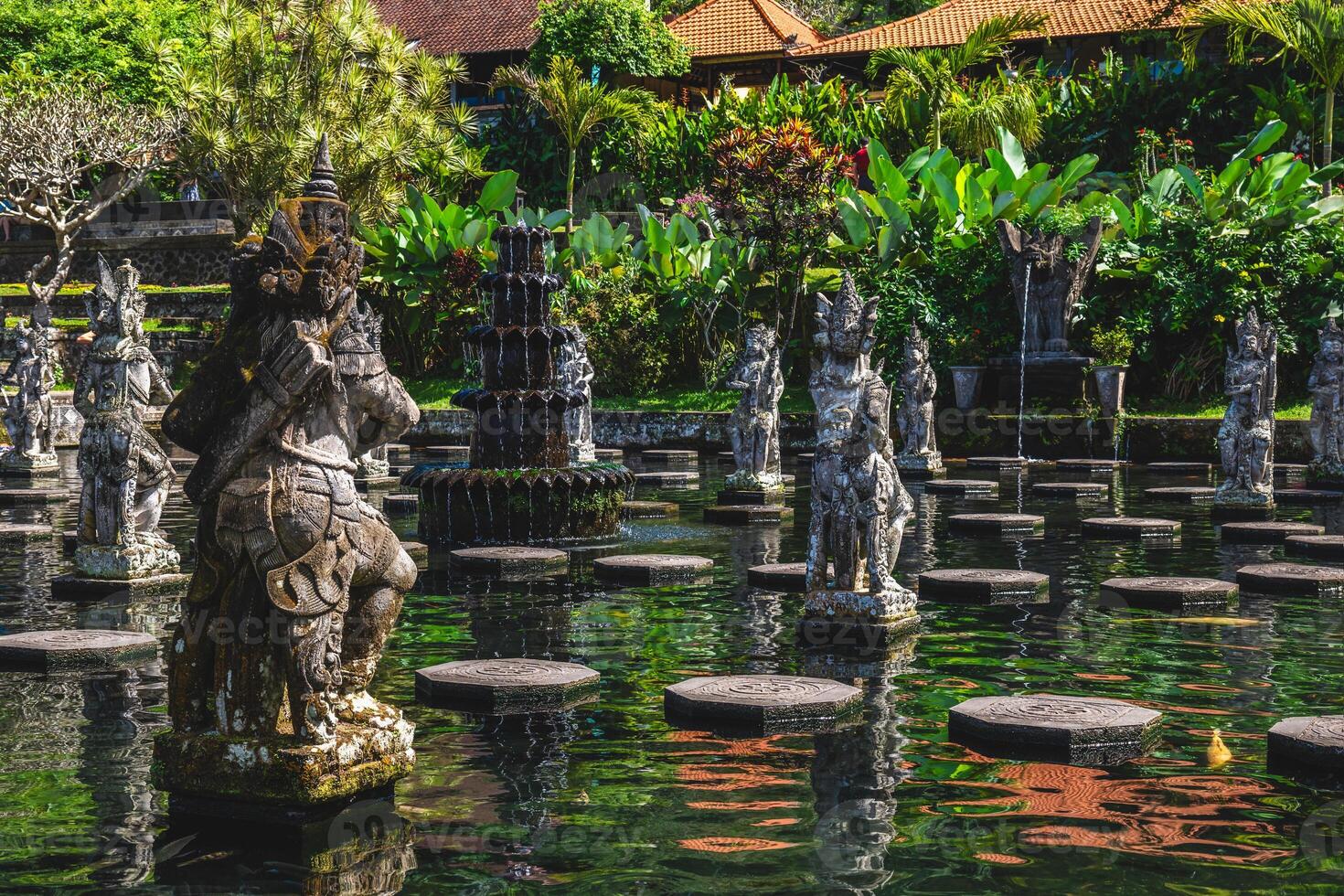 tirta gang, un' ex reale palazzo nel orientale Bali, Indonesia foto