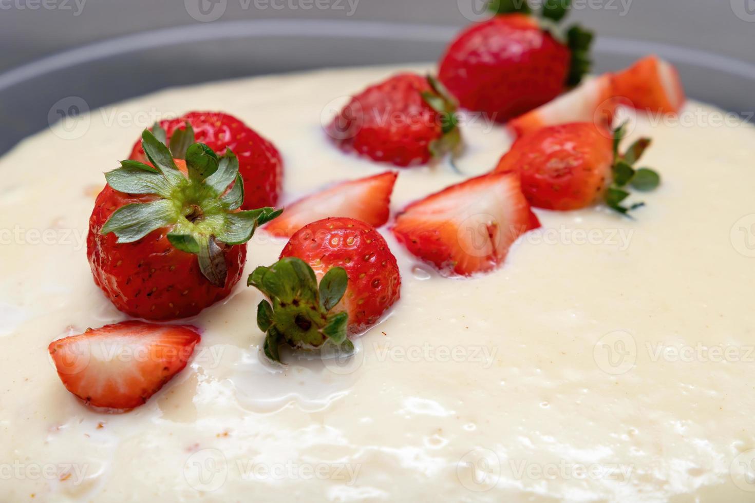 torta dolce alle fragole foto