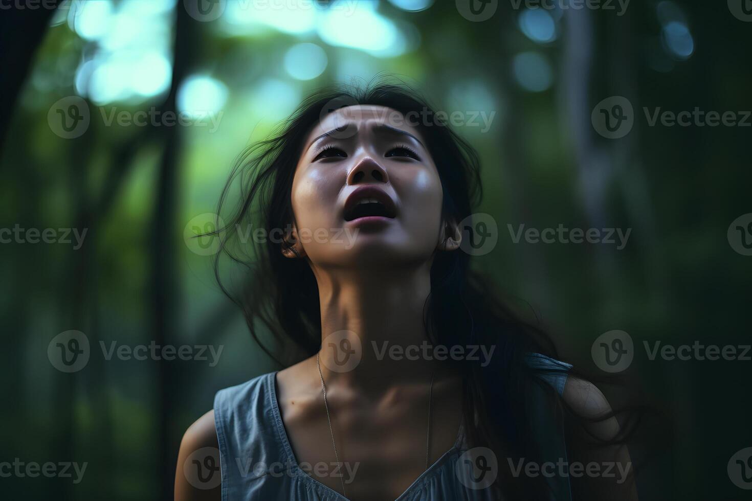 ai generato asiatico donna perso nel foresta a estate giorno, neurale Rete generato fotorealistico Immagine foto