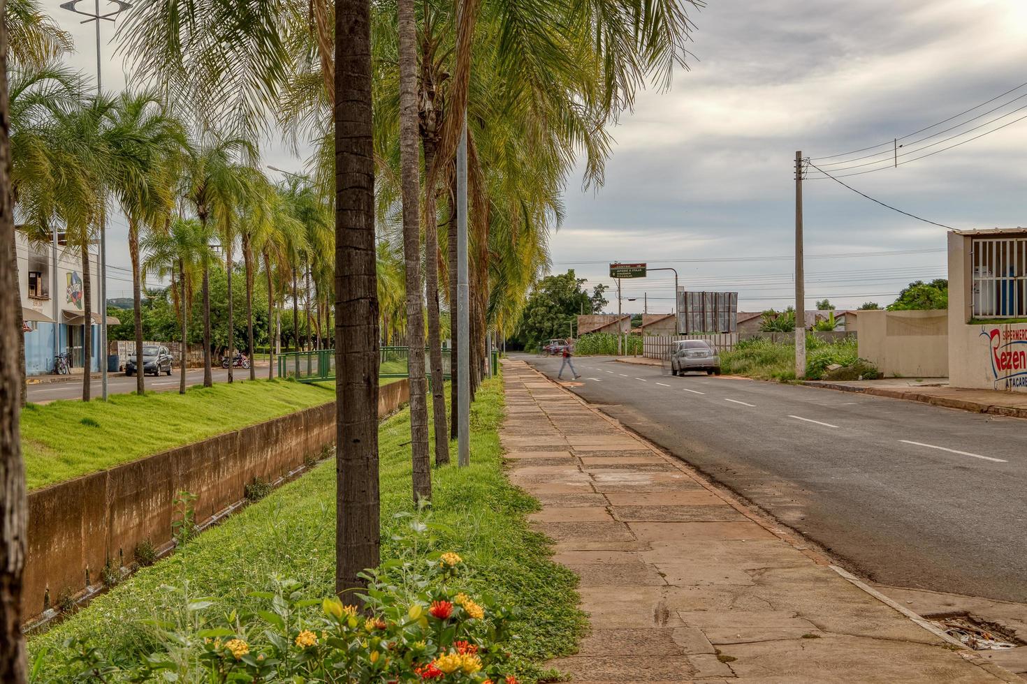 cassilandia, mato grosso do sul, brasile, 2021 - torrente palmito nella città di cassilandia foto