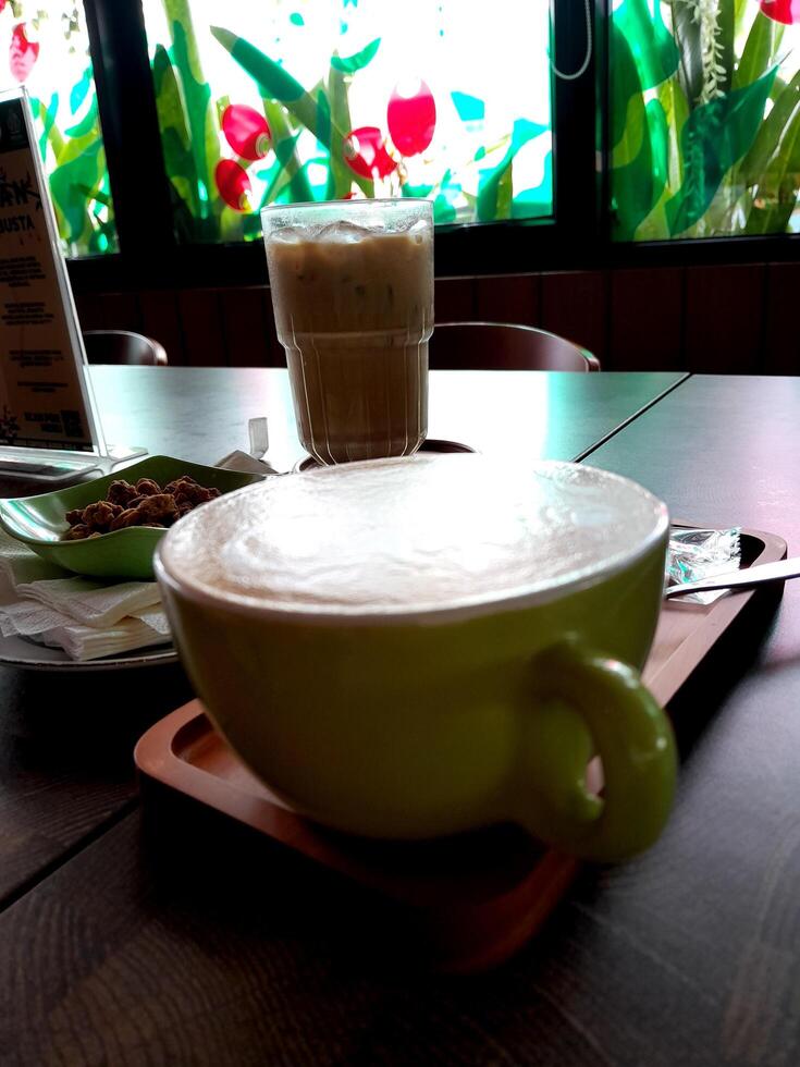 foto di un' tazza di cappuccino