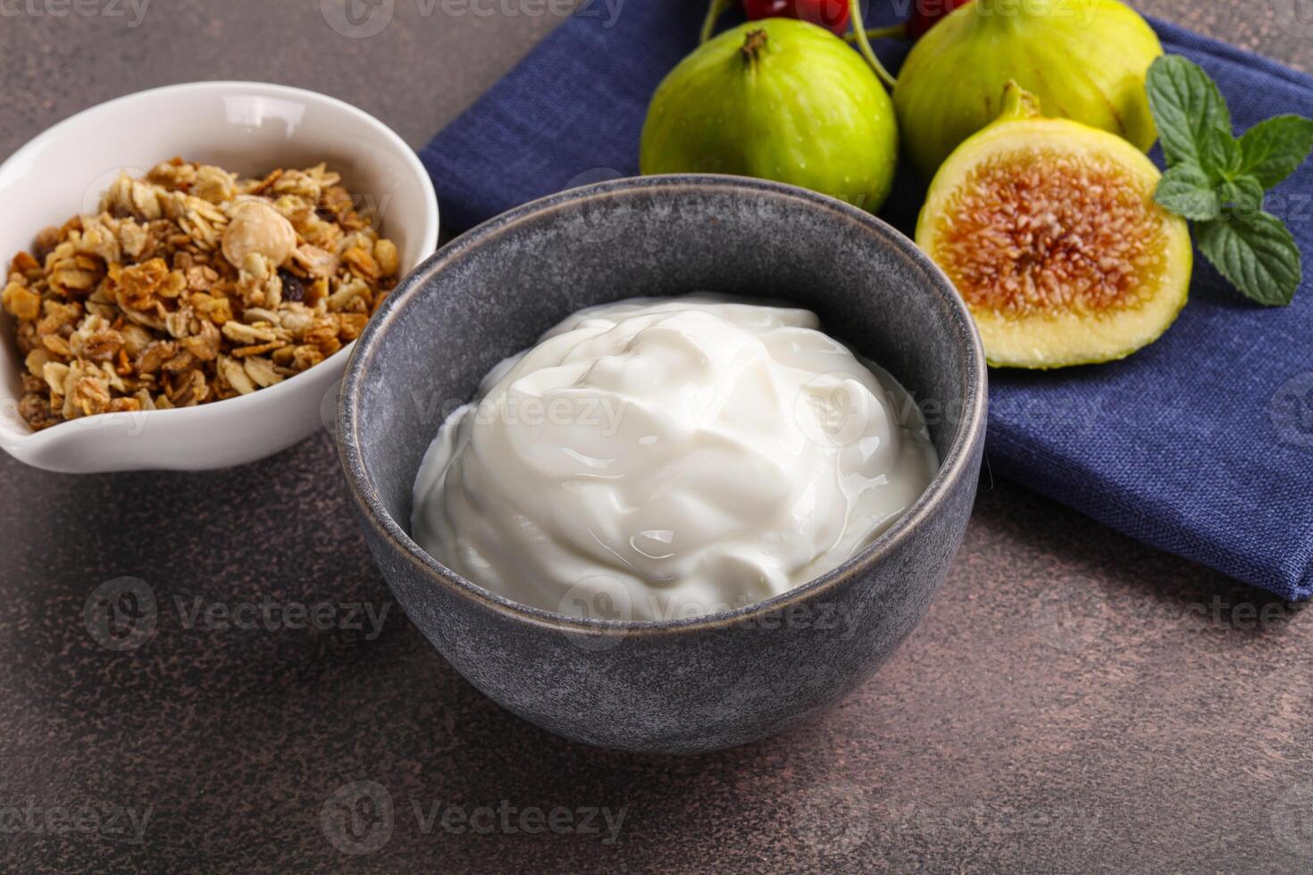 tradizionale fatti in casa greco Yogurt con muesli foto