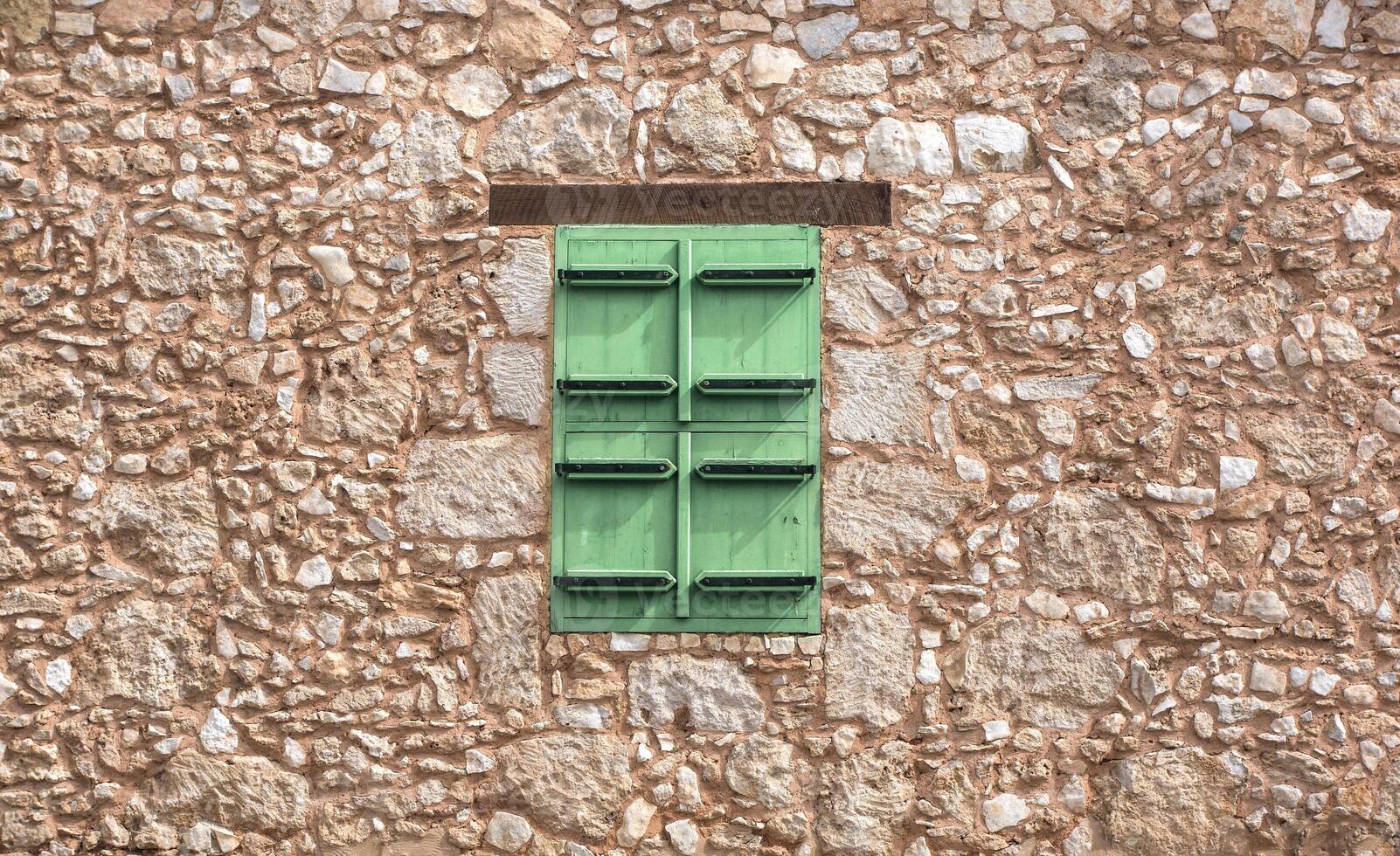 verde finestra persiane foto