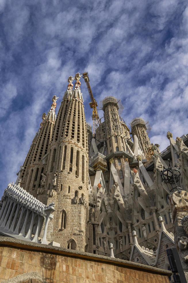 barcellona, spagna, 7 ottobre 2019 - cattedrale la sagrada familia a barcellona, spagna. è stato progettato dall'architetto antonio gaudi e costruito dal 1882. foto