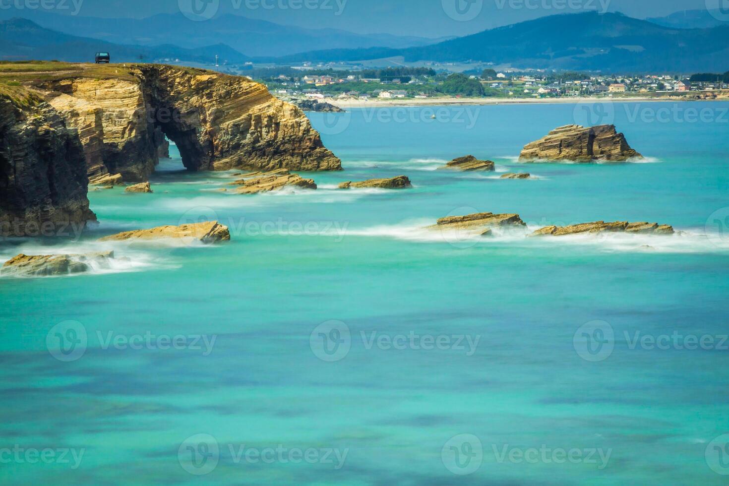 playa de las cattedrali - bellissimo spiaggia nel il nord di Spagna. foto