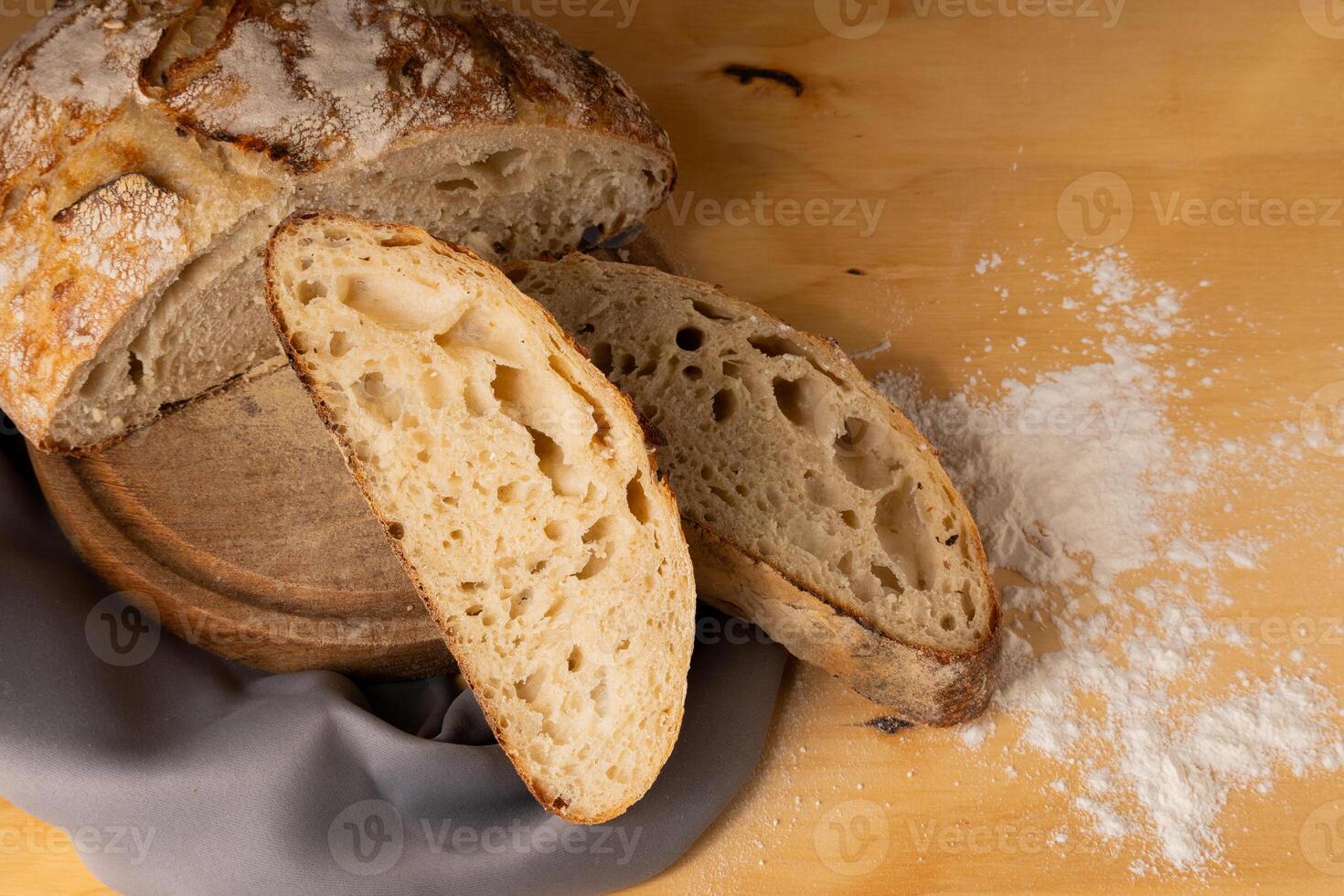 composizione per ristoranti o panifici con lievito pane e elementi Usato per suo preparazione. foto