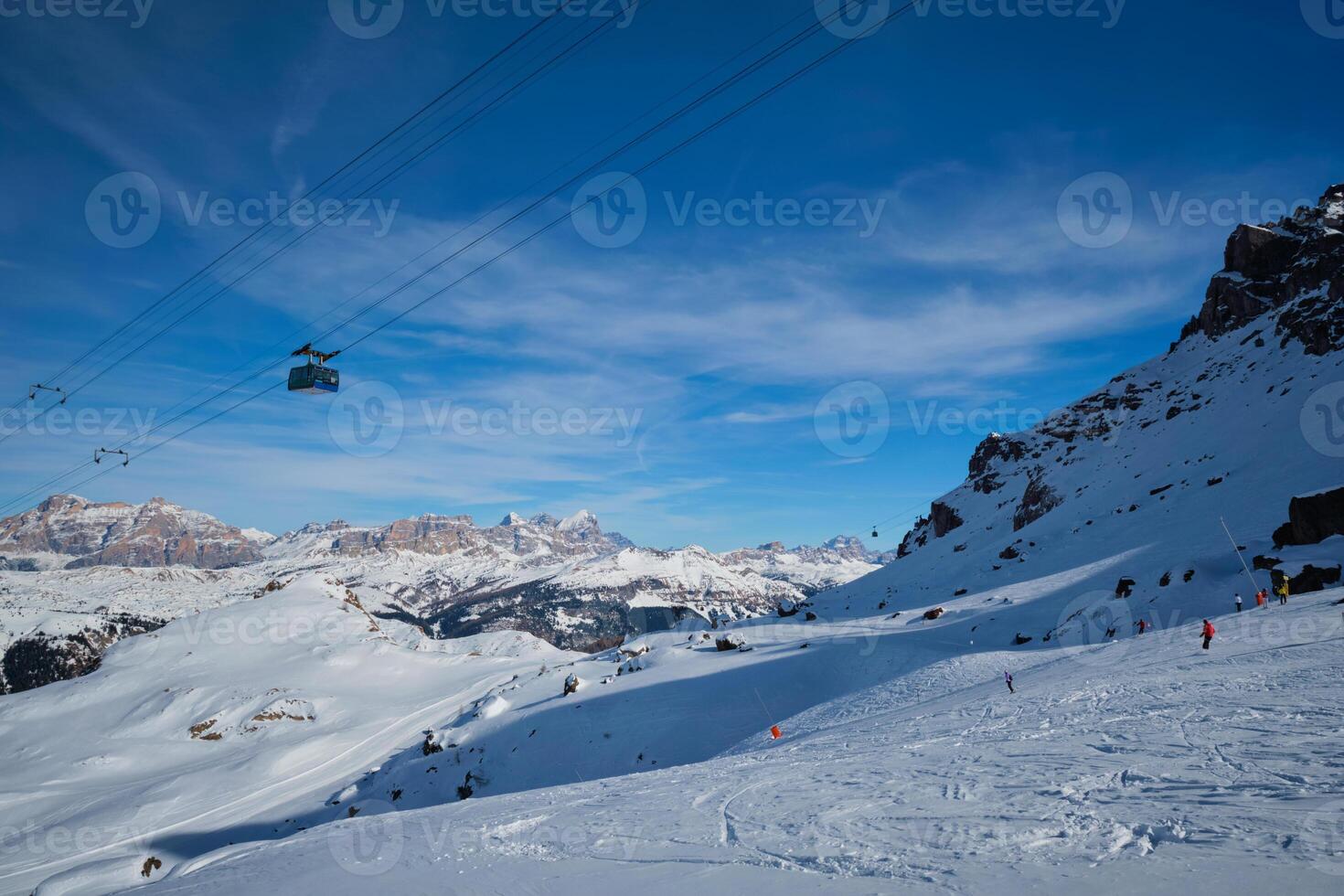 sciare ricorrere nel dolomiti, Italia foto