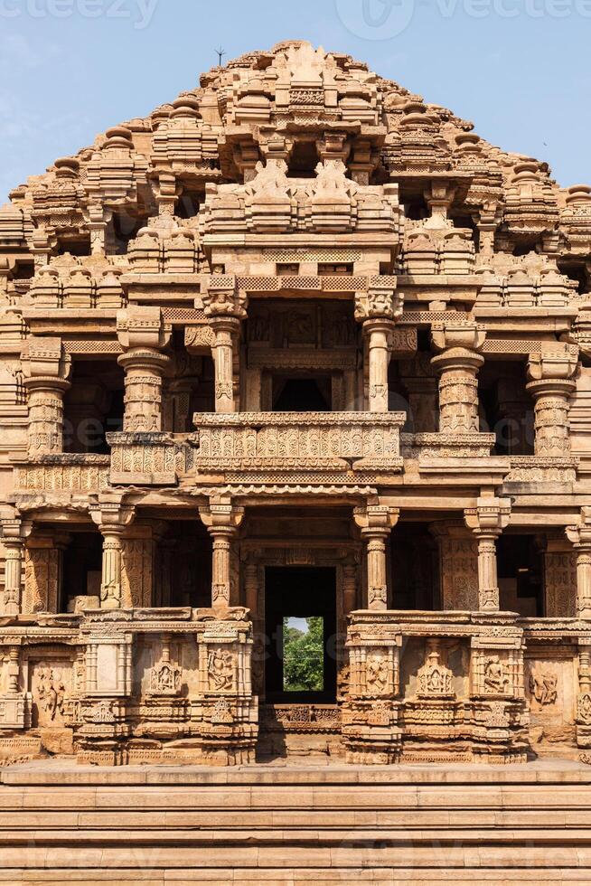 sasbahu tempio nel gwalior forte foto