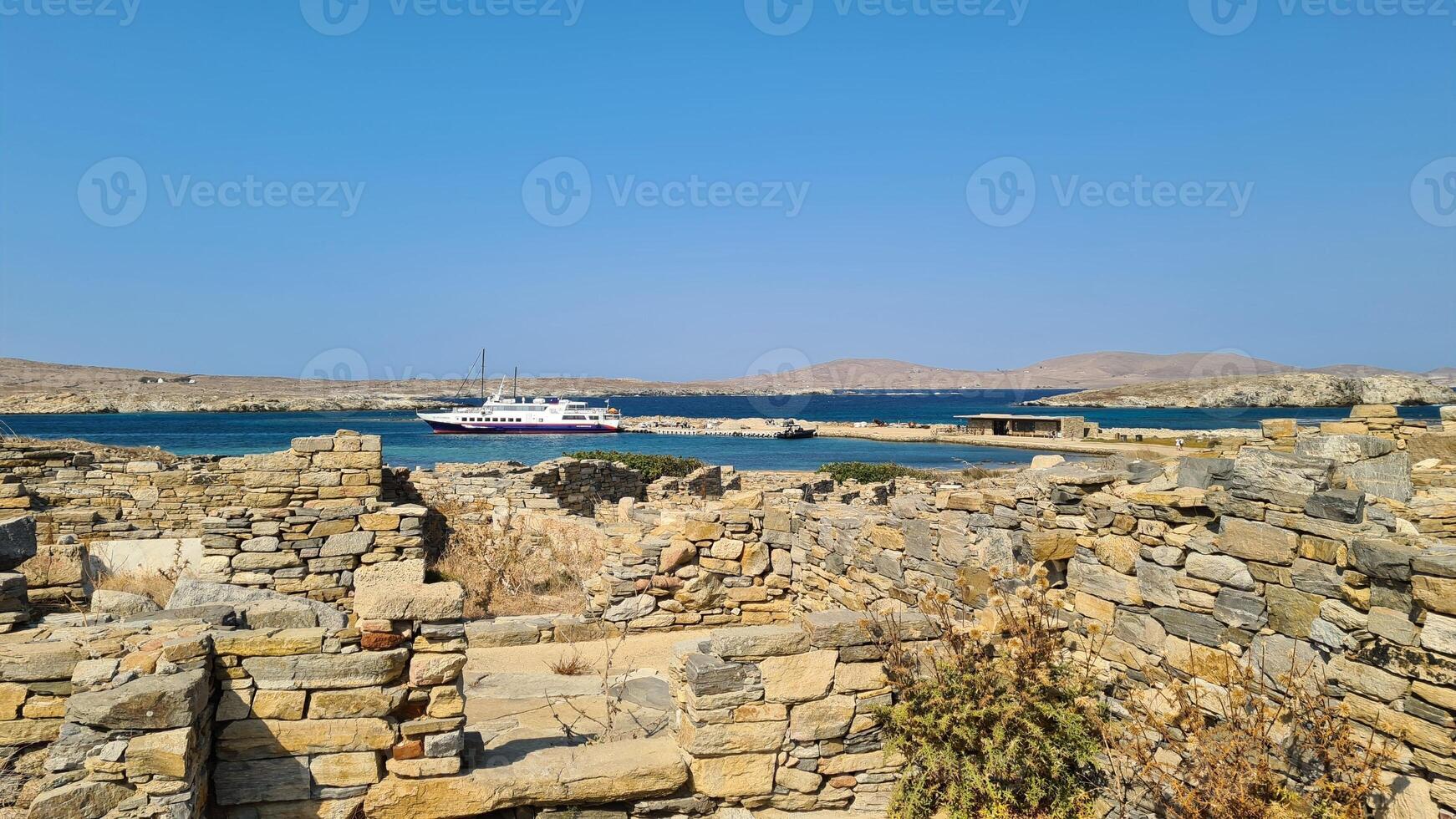 De los isola, un' gioiello nel il Egeo mare, detiene ricco mitologico e archeologico significato foto