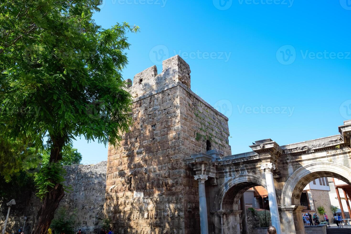 di Adriano cancello, antalya punto di riferimento. antico costruzione di il cancello di Adriano foto