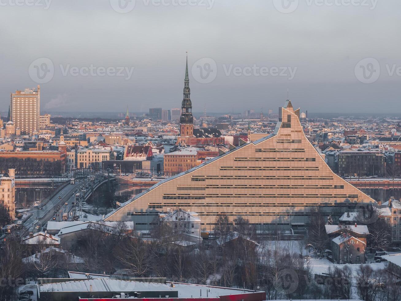 riga, Lettonia. aprile 10, 2019. Visualizza di il lettone nazionale biblioteca nel riga. foto