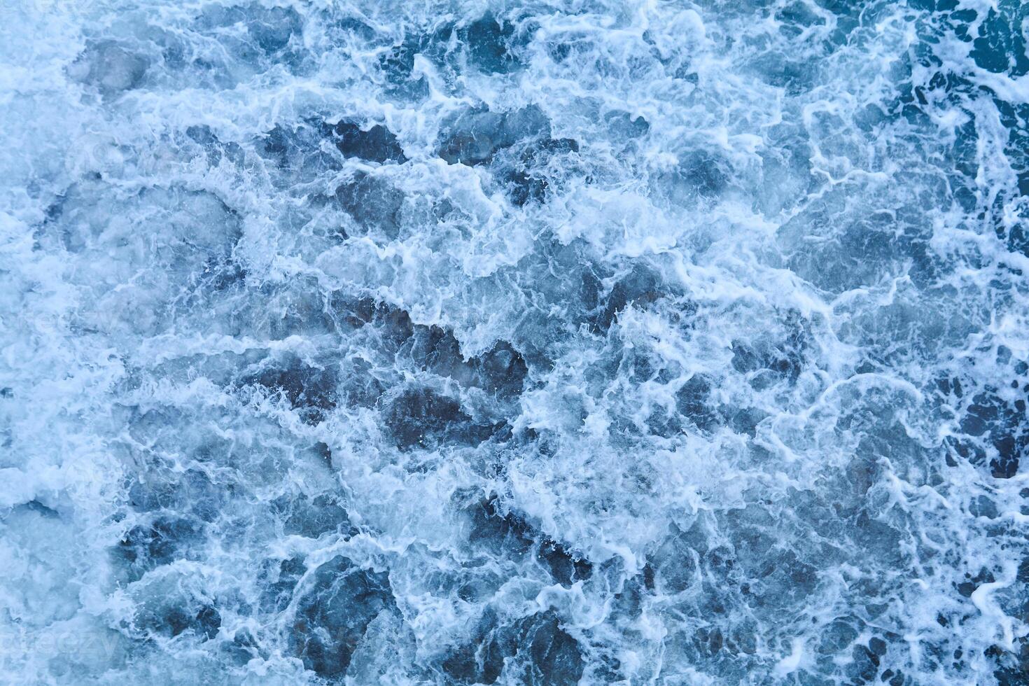 sfondo, struttura - tempestoso mare acque nel schiuma foto