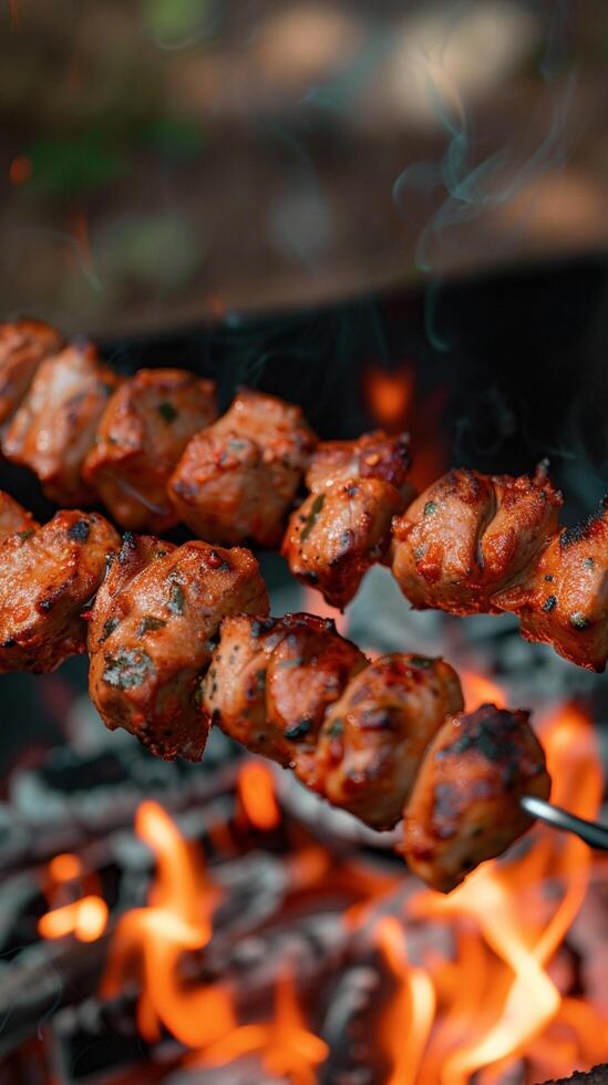 ai generato uomo griglie shish kebab al di sopra di fiamme, frizzante con prelibatezza verticale mobile sfondo foto