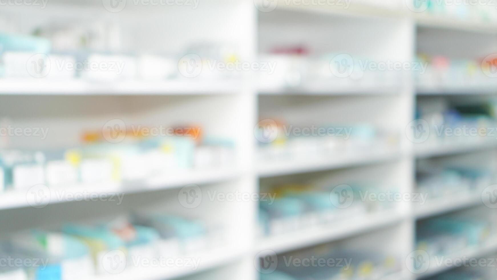 sfocatura astratto sfondo di medicina o droga nel mensola nel farmacia, farmacia, clinica, e ospedale foto