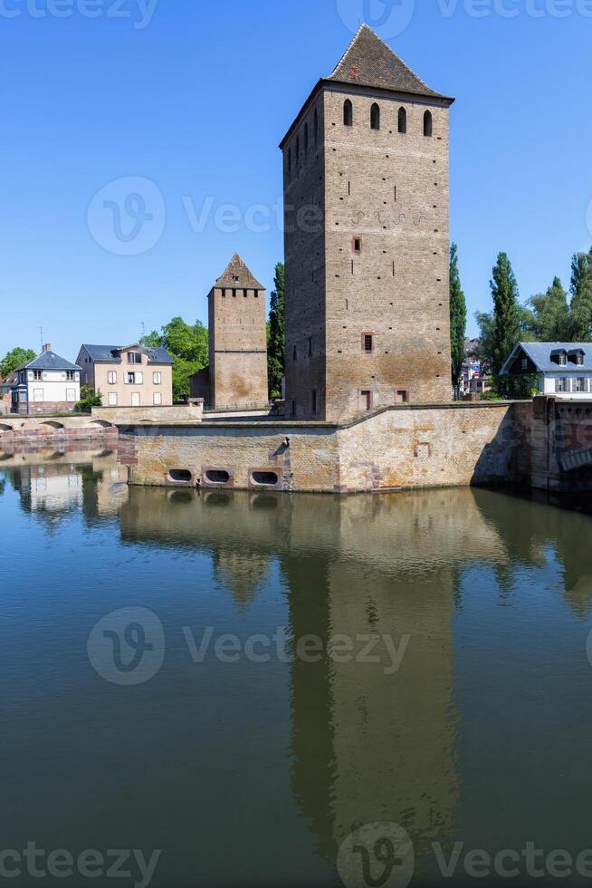 ponti coperture al di sopra di malato canale, Strasburgo, alsazia, bas rin Dipartimento, Francia foto