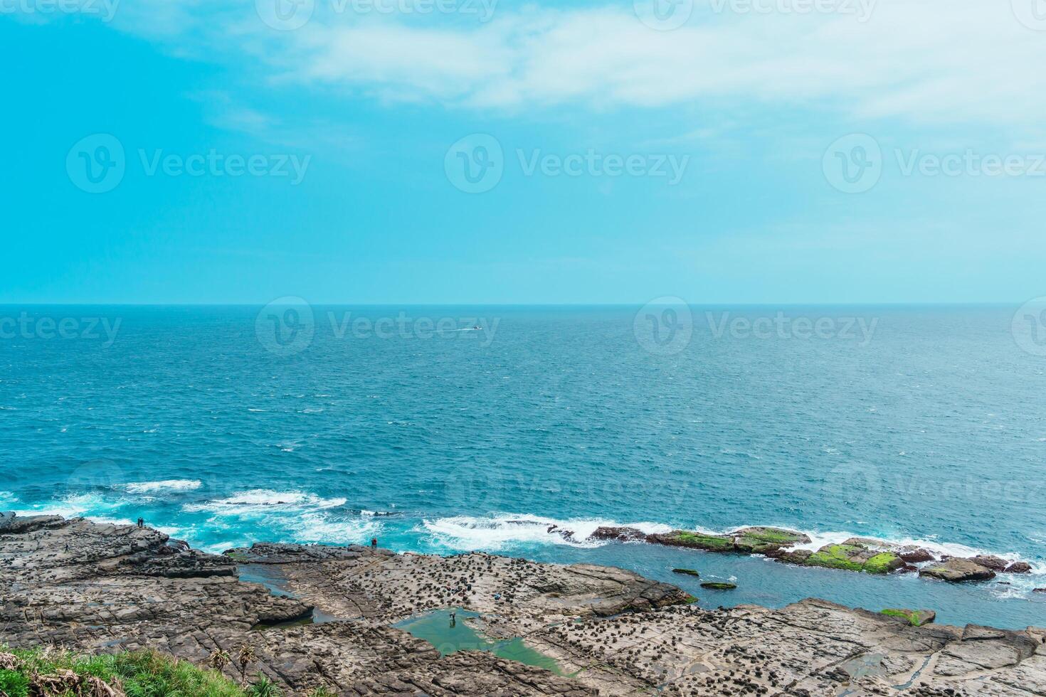 paesaggio e paesaggio marino a partire dal bitou capo escursioni a piedi pista nel nuovo taipei città. punto di riferimento e popolare attrazioni vicino Taipei. Asia e estate viaggio concetto foto