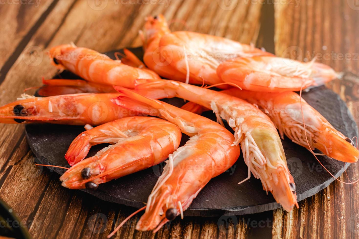 gamberi. langostini. deliziosi frutti di mare dalla Spagna foto