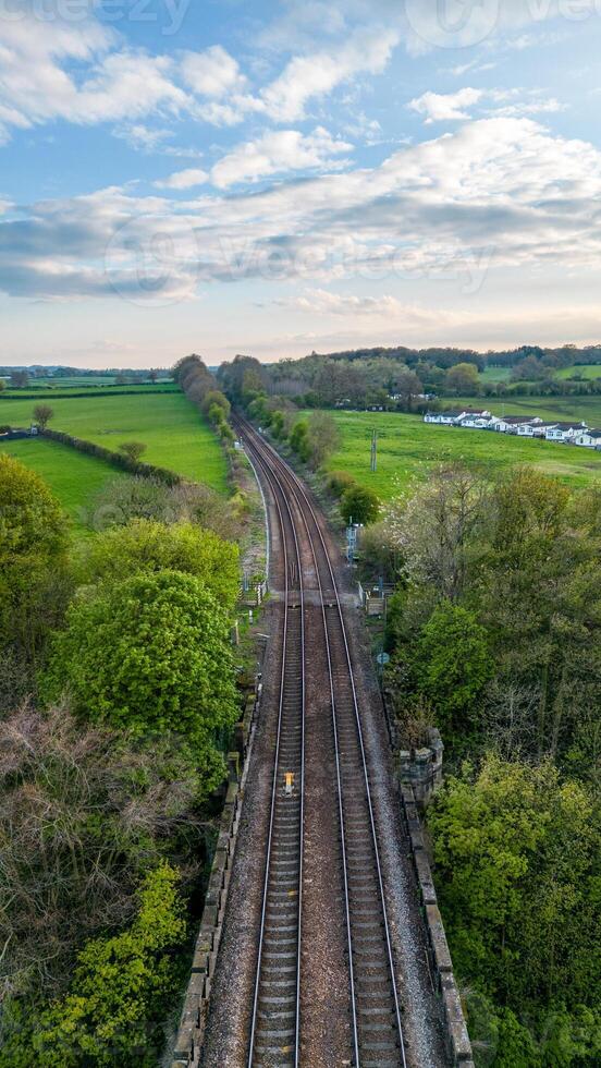 aereo Visualizza di il rotaia traccia nel knaresborough, nord yorkshire. foto