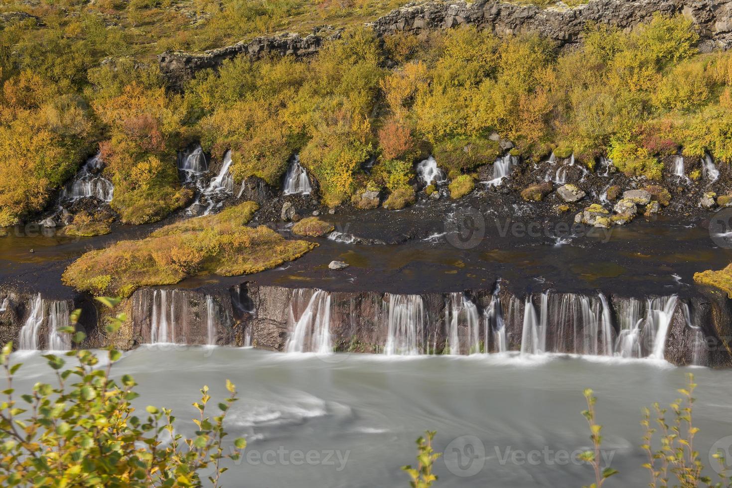 cascata hraunsfossar, islanda foto