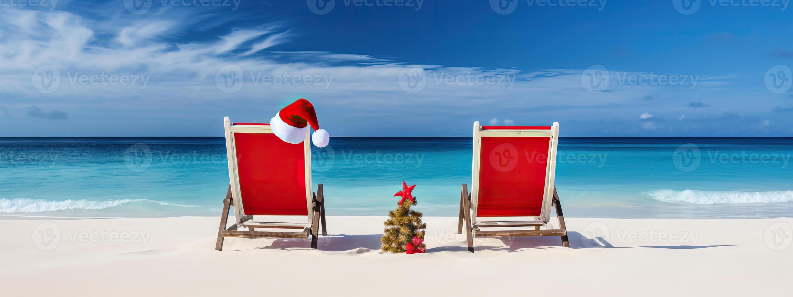 ai generato Natale spiaggia sedia salotti con Santa cappelli a mare, oceano sabbioso tropicale spiaggia, natale viaggio foto
